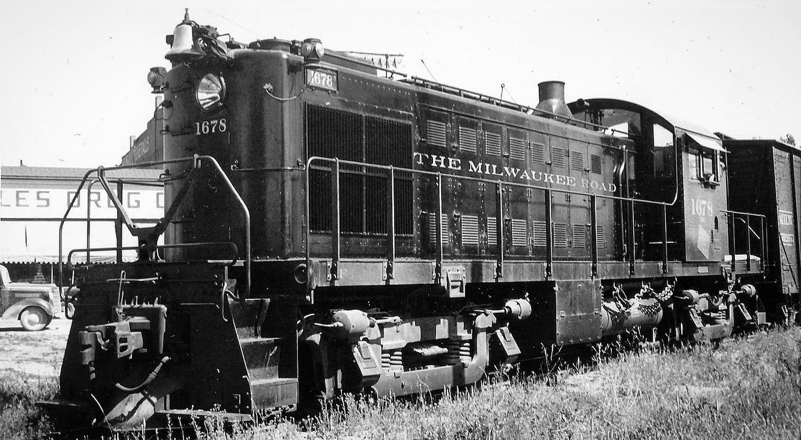 Milwaukee Road RS-1 No. 1678 before being drafted into the US Army in 1943