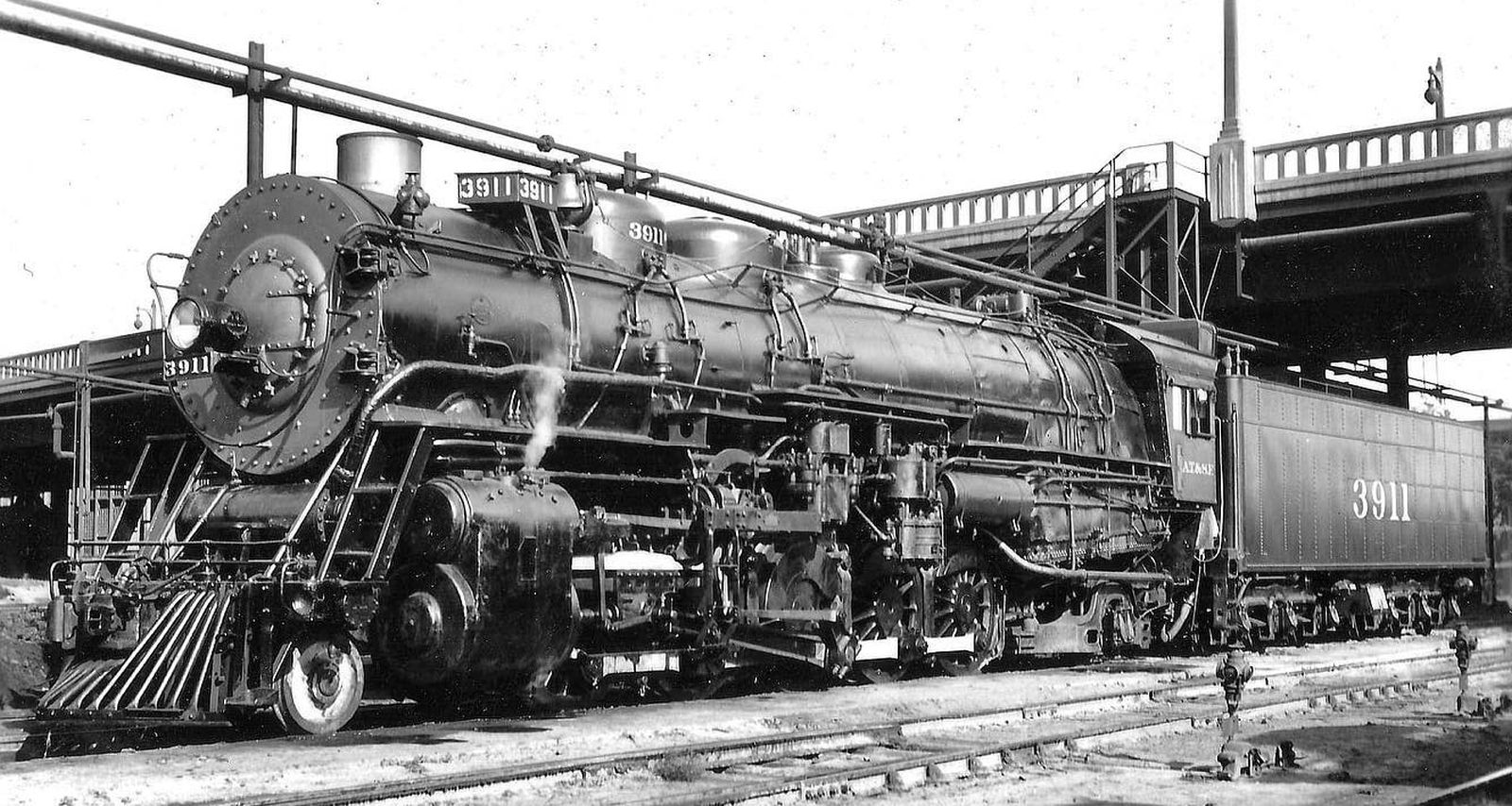 The brand-new No. 3911 at San Bernardino, California