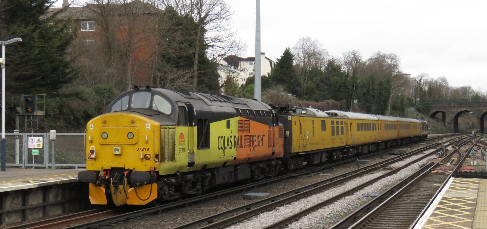 Some diesel-electric locos, like this British class 37, have stood the test of time in service for many decades