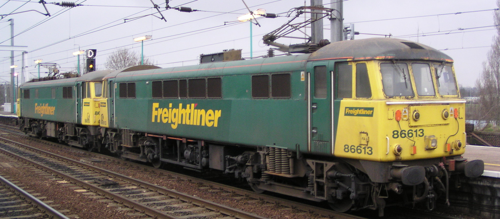 Freightliner 86613 and 86610 in September 2004 at Ipswich
