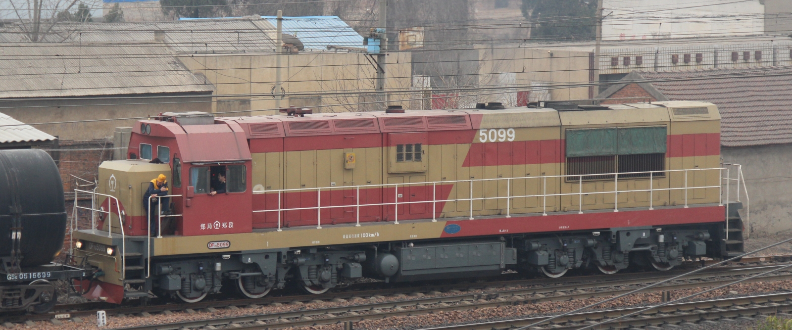 DF7G No. 5099 in March 2016 in Xinzheng, Henan