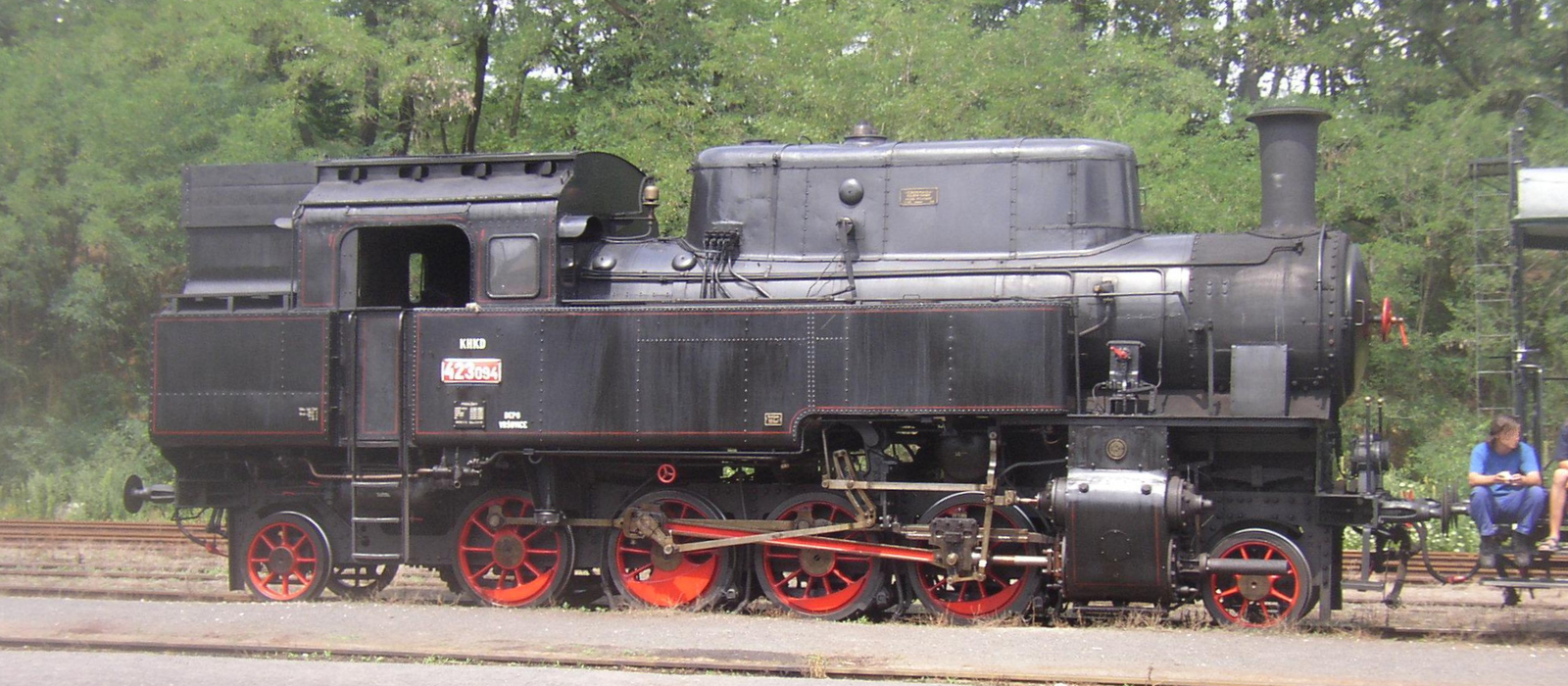 423.094 in July 2007 at Lužná u Rakovníka station