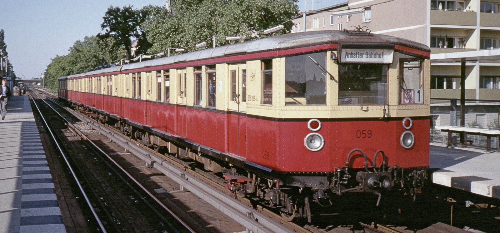 One of the West Berlin trains in June 1989 in Berlin-Steglitz