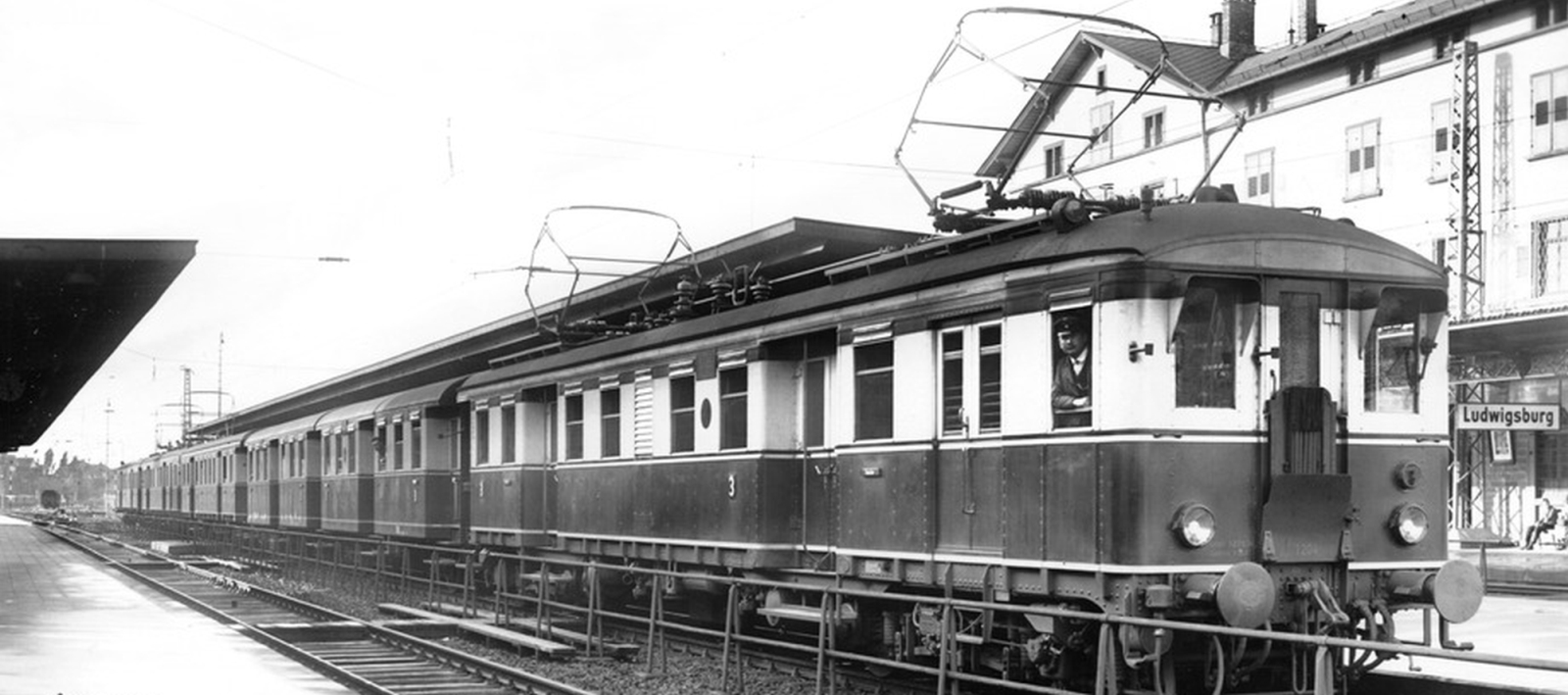 Two trains coupled together in Ludwigsburg