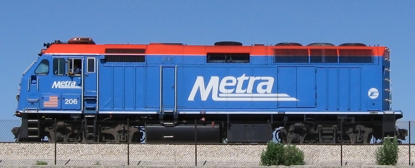 F40PHM-2 with slanted front of the Metra, part of the Regional Transportation Authority