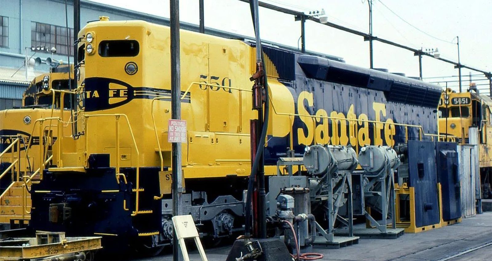 Freshly painted Santa Fé SD45 B-unit in December 1983 at the San Bernardino Shops