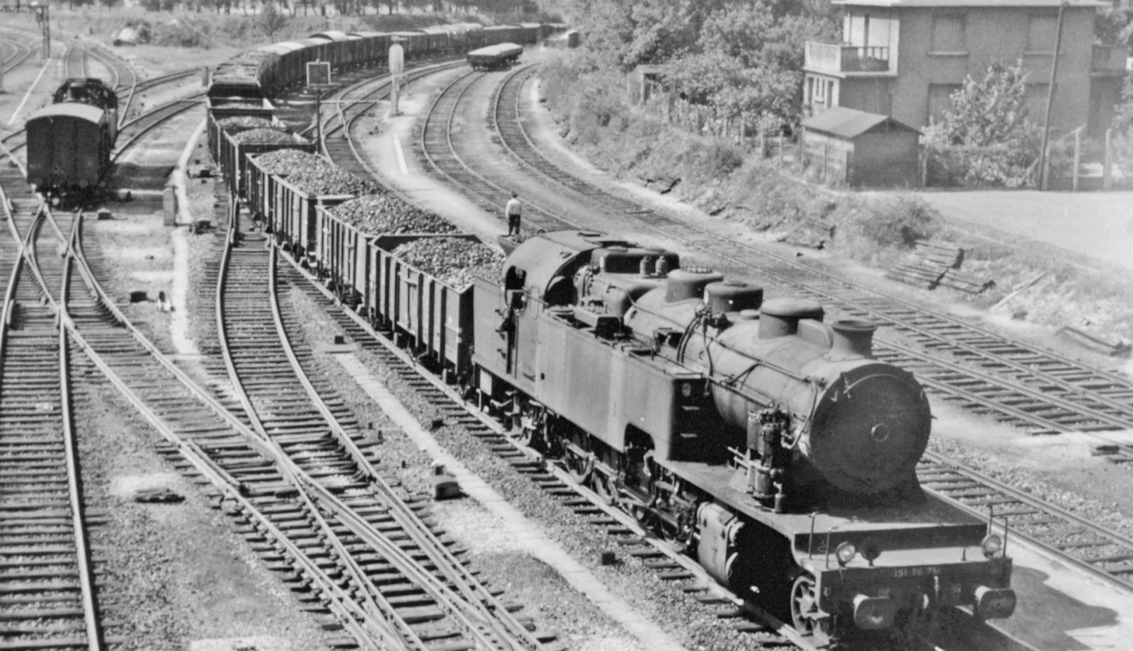 One of the engines in 1959 with a goods train near Achères