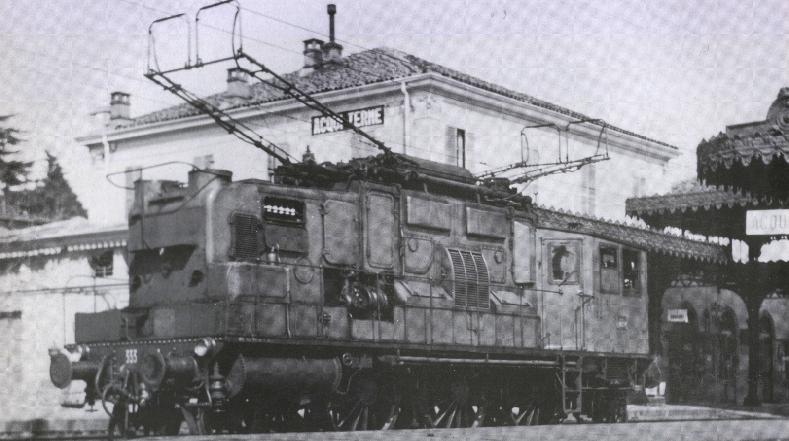 E.333.004 in 1950 in Acqui Terme