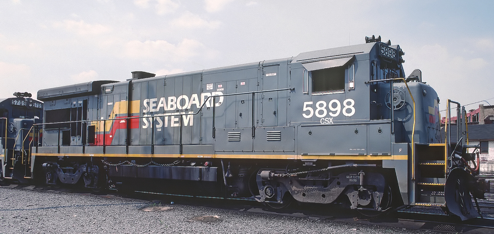 CSX B36-7 No. 5898 in June 1987 at Atlanta, Georgia