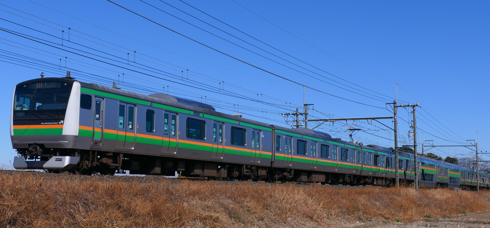 E233-3000 in February 2021 on the Tohoku Main Line