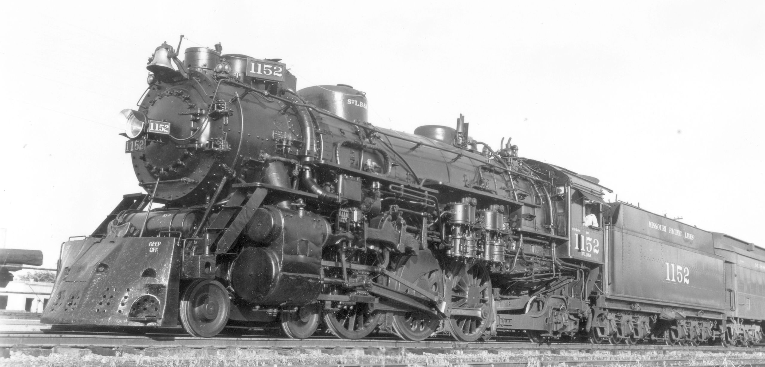International-Great Northern 1152 in August 1947 at San Benito, Texas