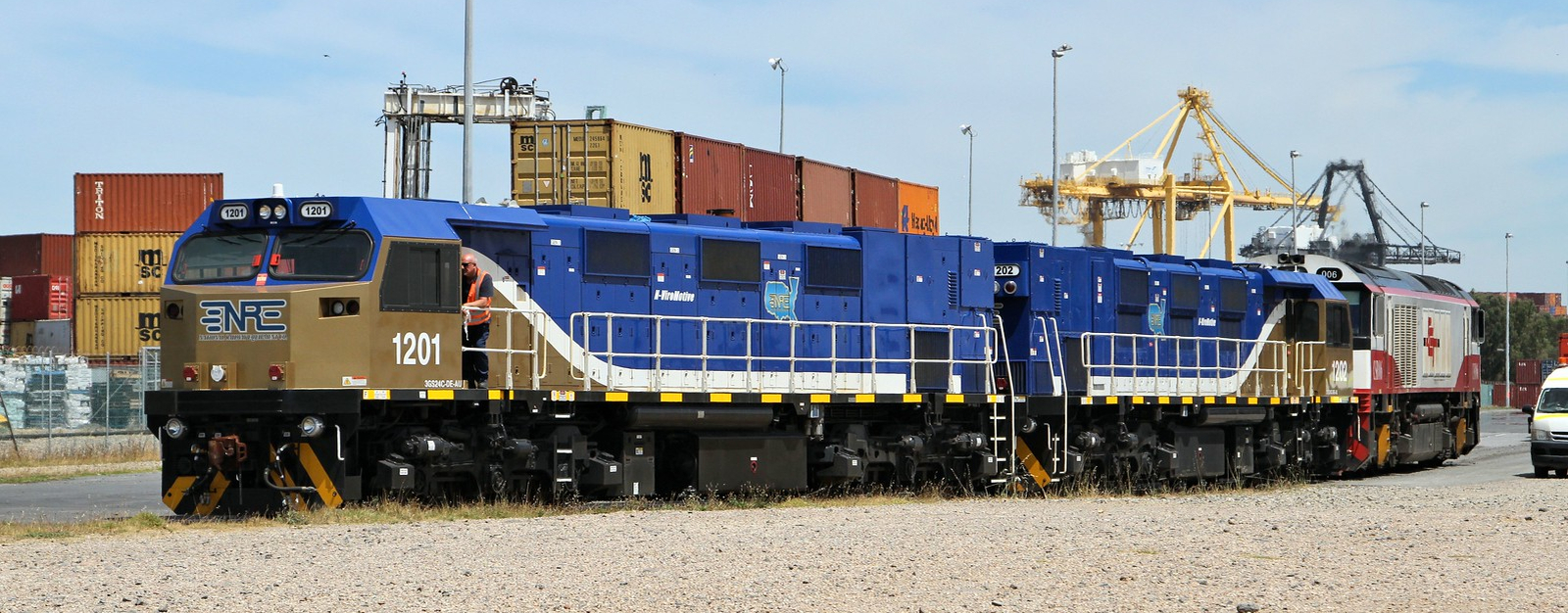 Nos. 1201 and 1202 in November 2014 at Pelican Point, Adelaide