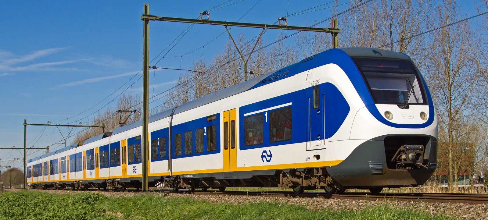 No. 2655 in March 2014 at Culemborg towards Tiel