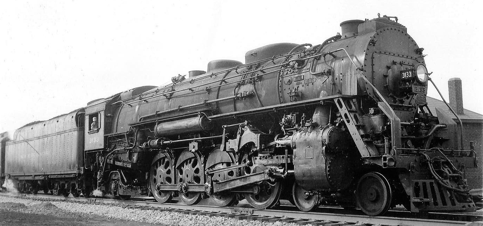 L-4b No. 3133 in May 1944 at Engelwood station, Chicago