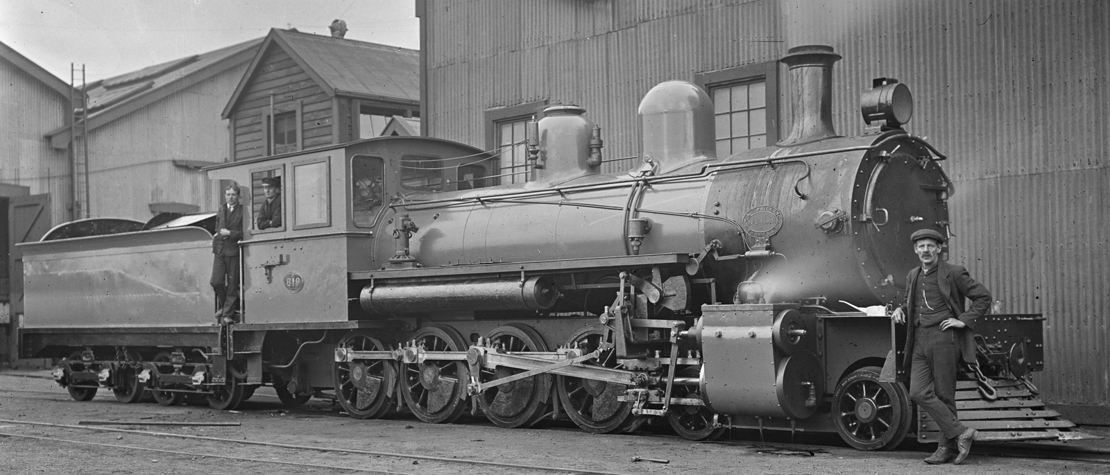 No. 619 in March 1915 at the Petone shops