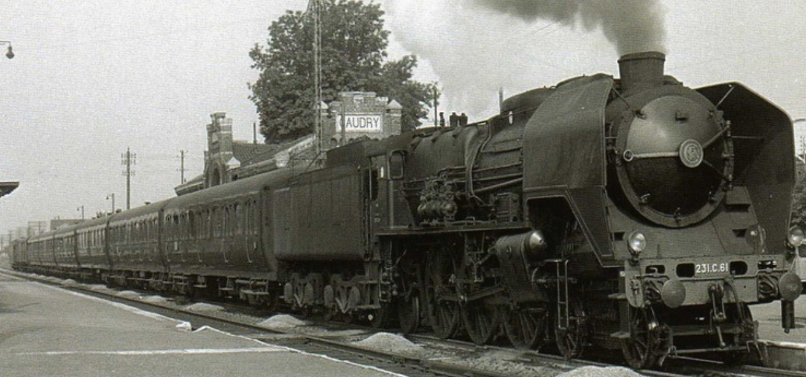 SNCF 231 C 61 (third series) in Caudry on an old postcard