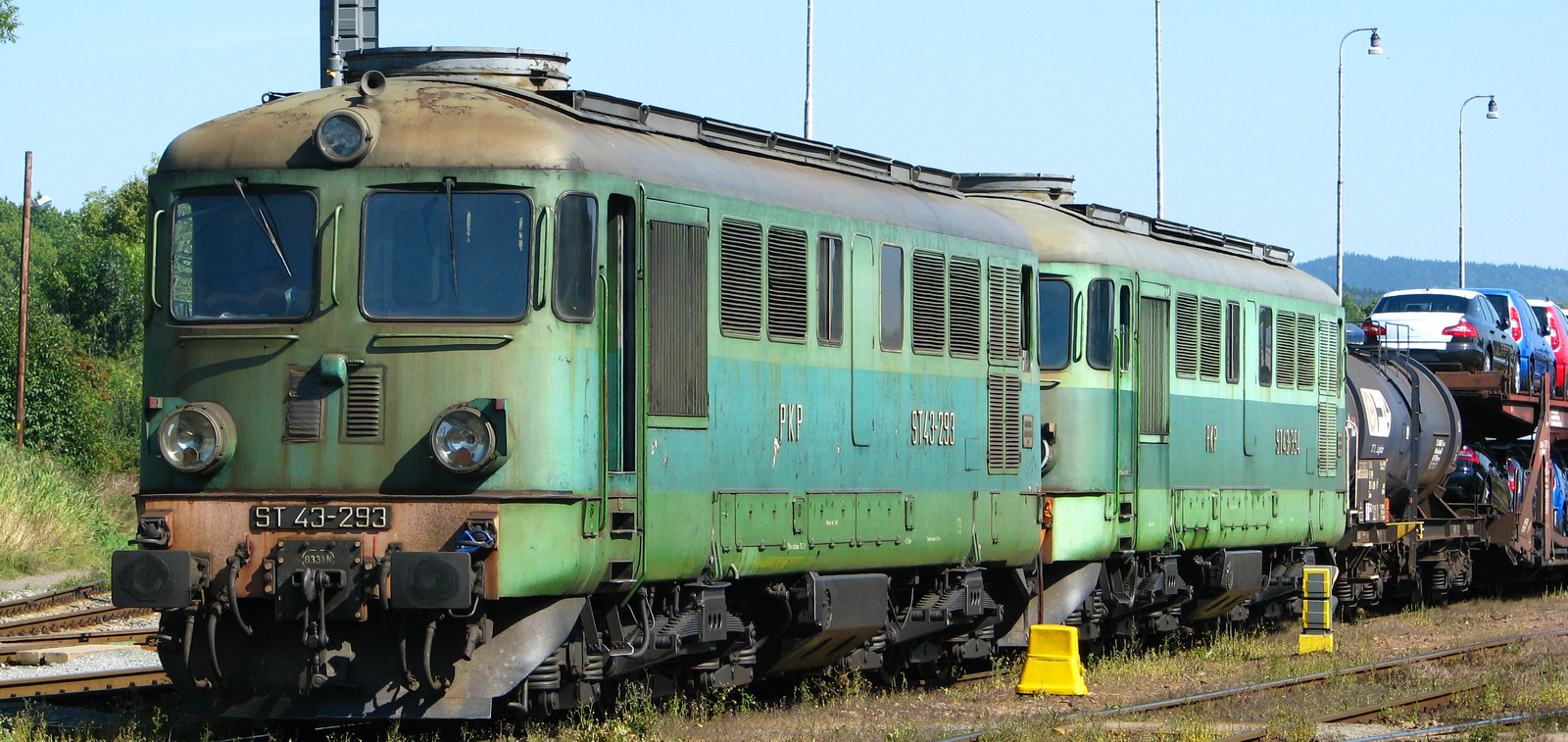 ST43-293 and ST43-354 in September 2008 in Mezimestí, Czech Republic