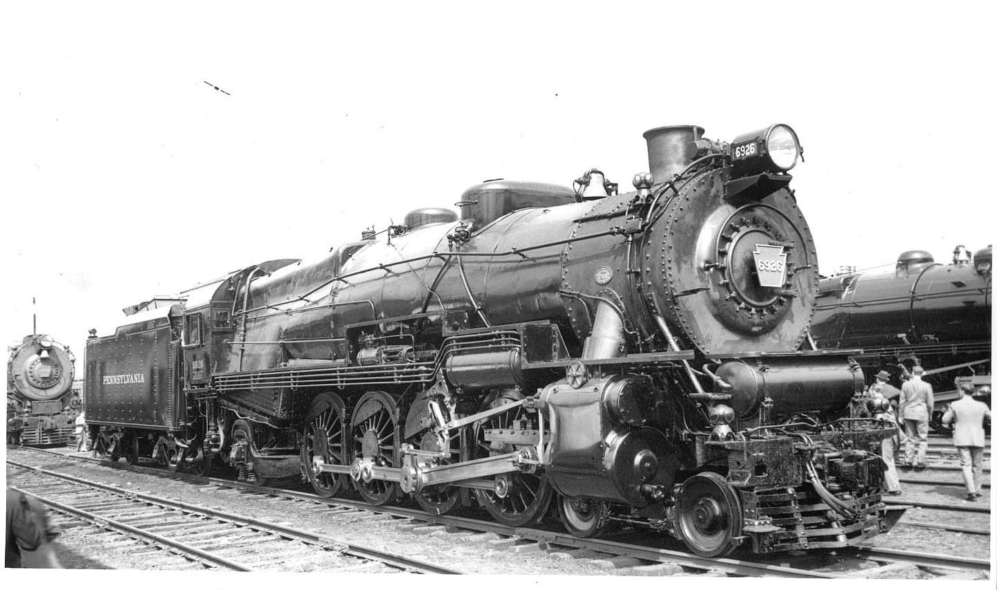 No. 6926 in May 1937 in Altoona, Pennsylvania