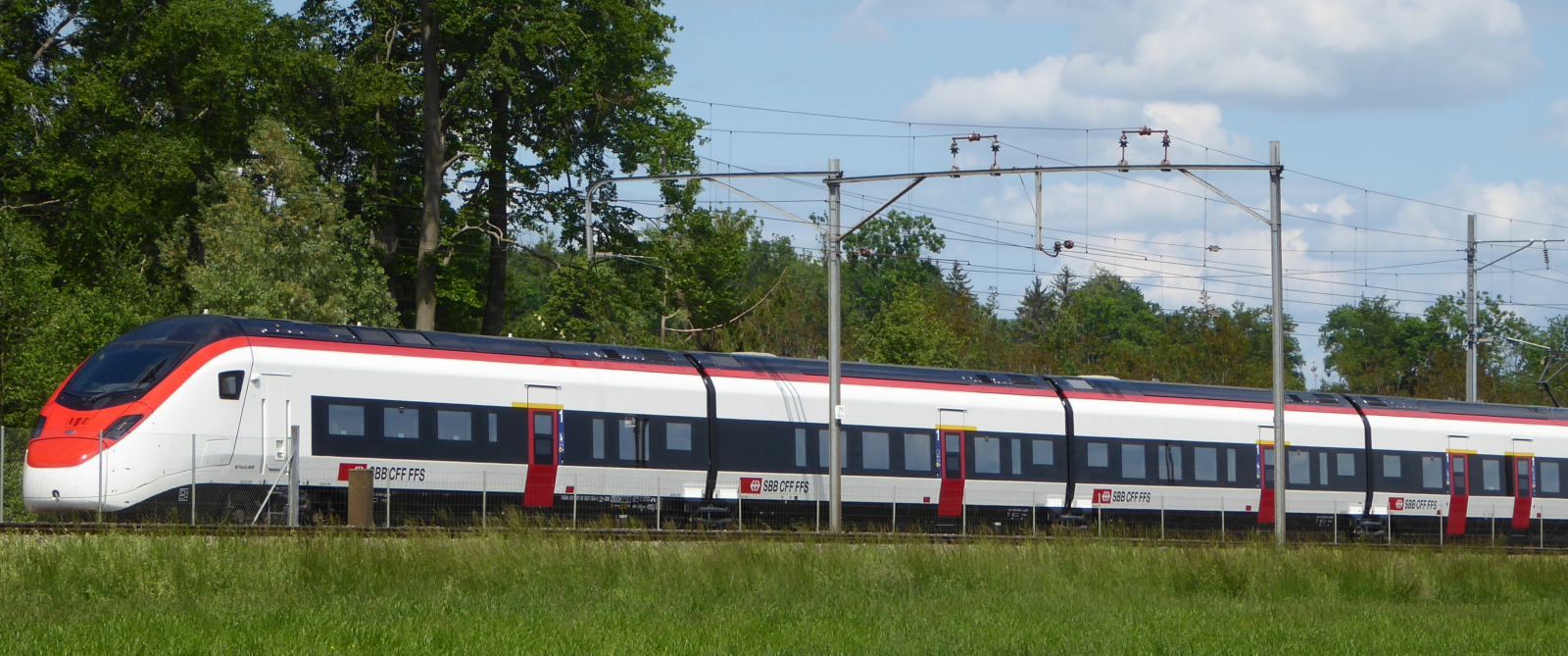 RABe 501 004 in May 2020 in the Stadler commissioning center