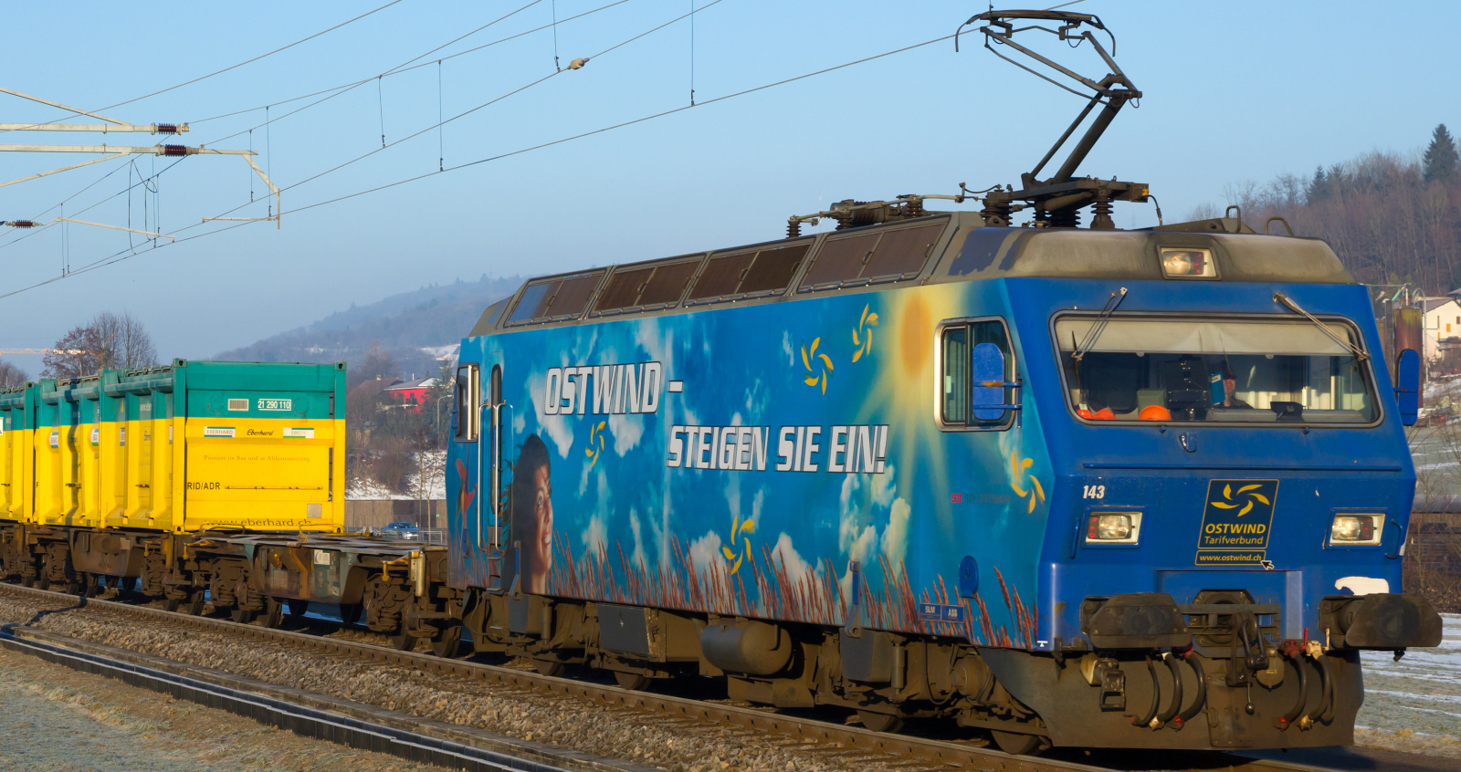 Re 456 143 in service for the BLS in February near Kölliken