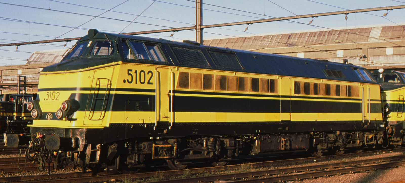 5102 and 5122 in January 1998 in Schaarbeek