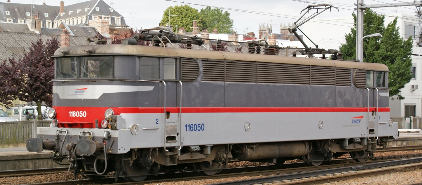 BB 16050 in July 2009 at Amiens