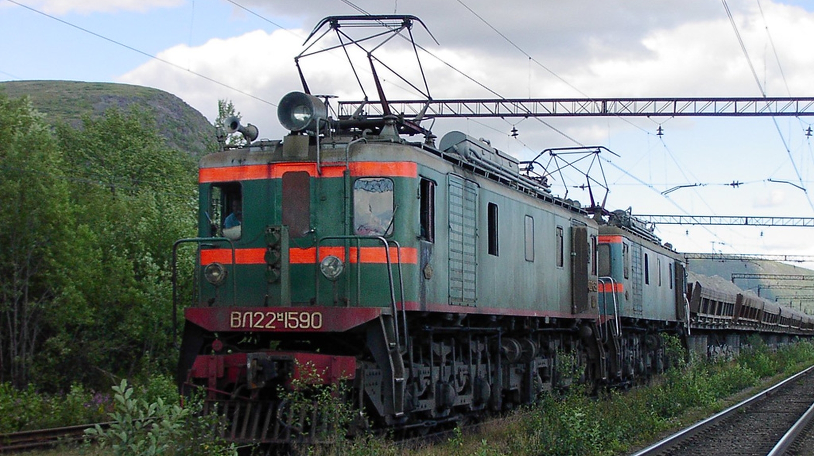 Two ВЛ22? in service in 2003 for mining apatite