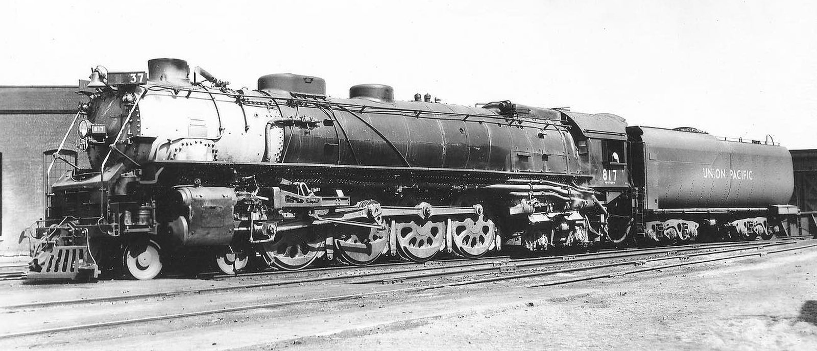 FEF-1 No. 817 before conversion to oil firing in 1946