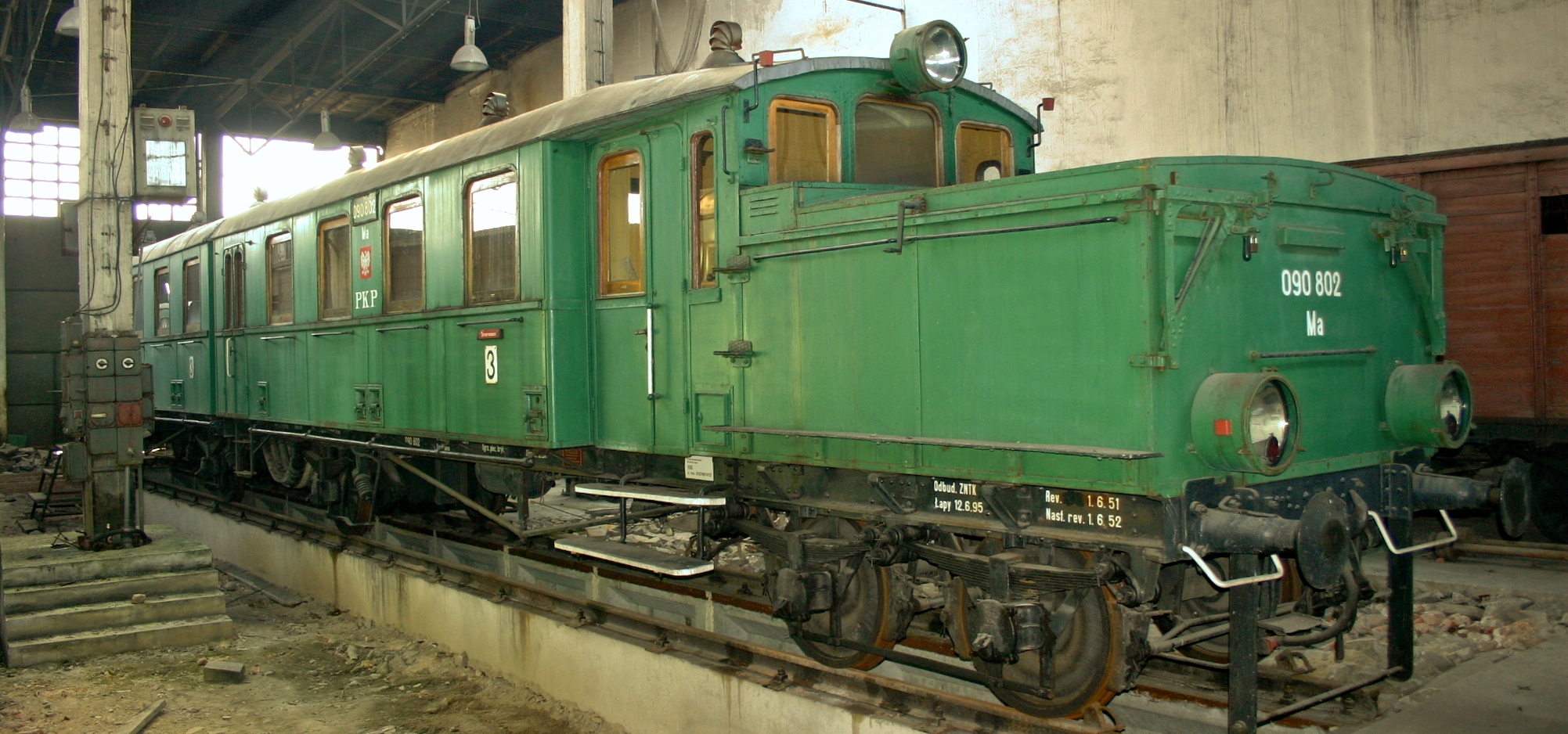 Prussian battery railcar of the Wittfeld type with batteries in the frontal hoods