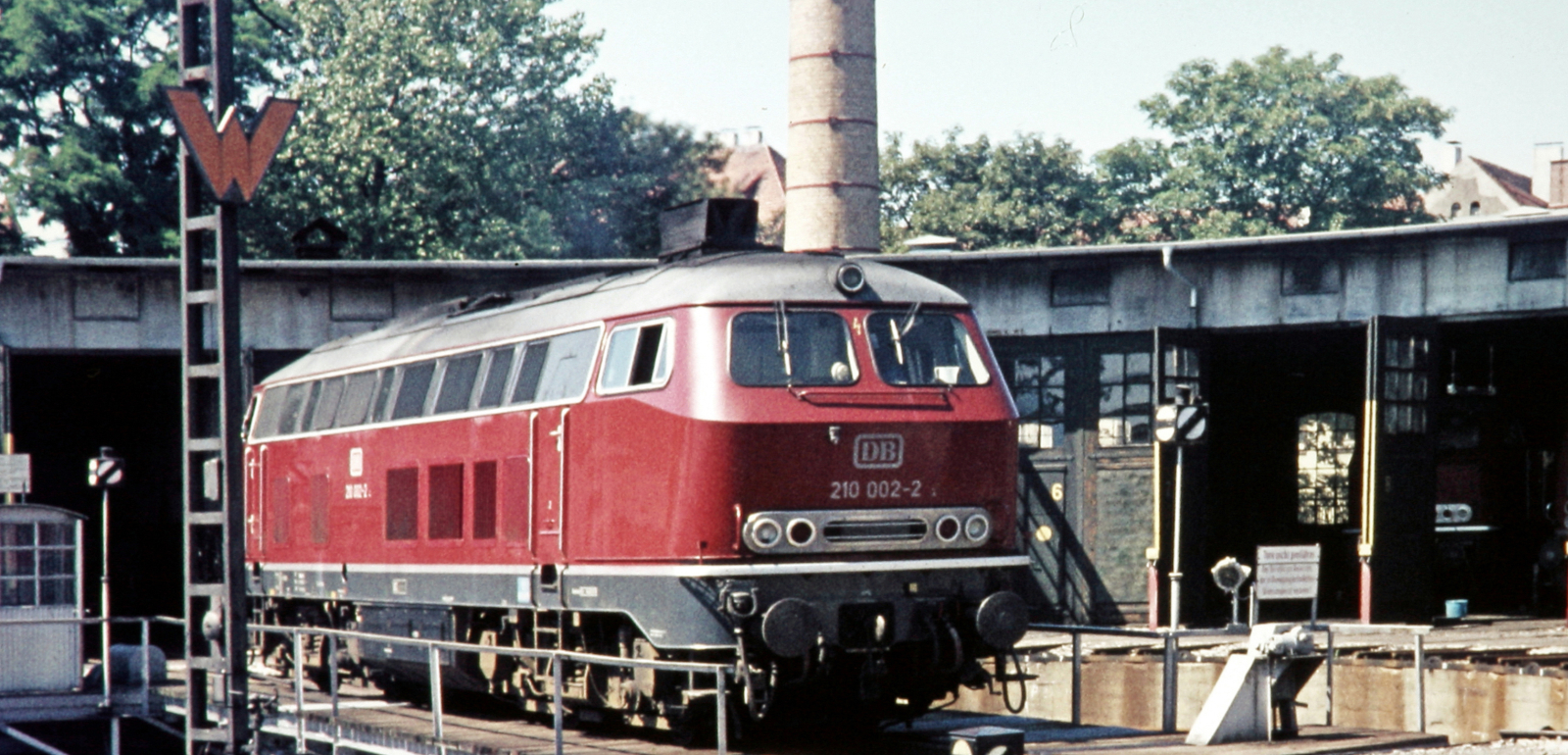 210 002 in July 1974 in Lindau