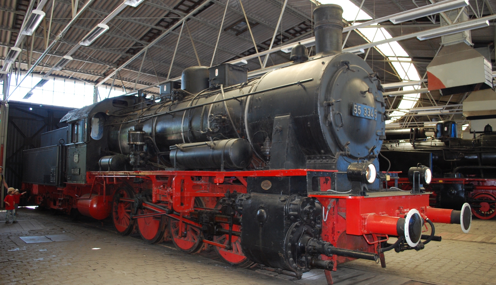 The prussian standard locomotives like this G 8<sup>1</sup> have been procured in large Numbers by multiple divisions, in this case more than 5,000 times.